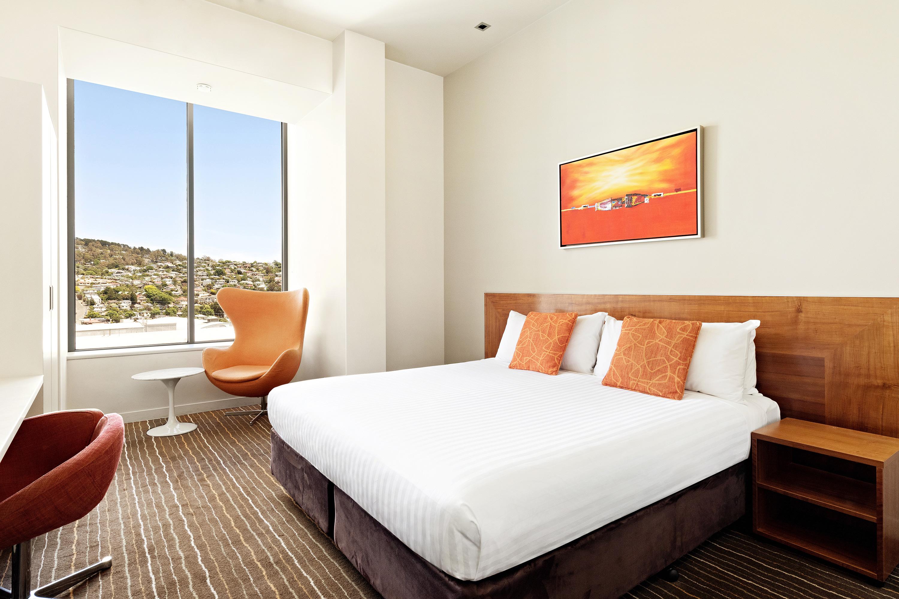 Hotel Mantra Charles Launceston