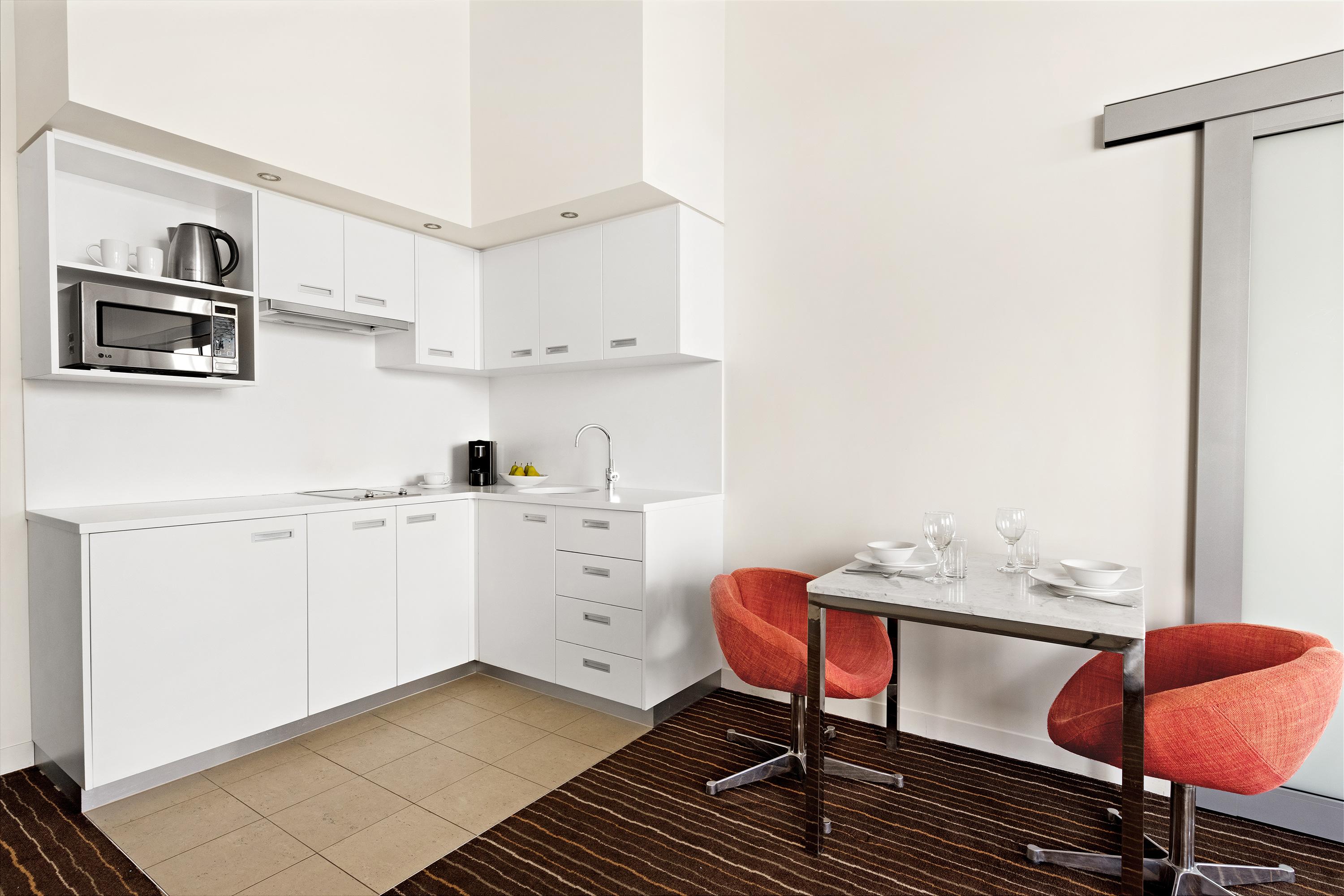 Hotel Mantra Charles Launceston