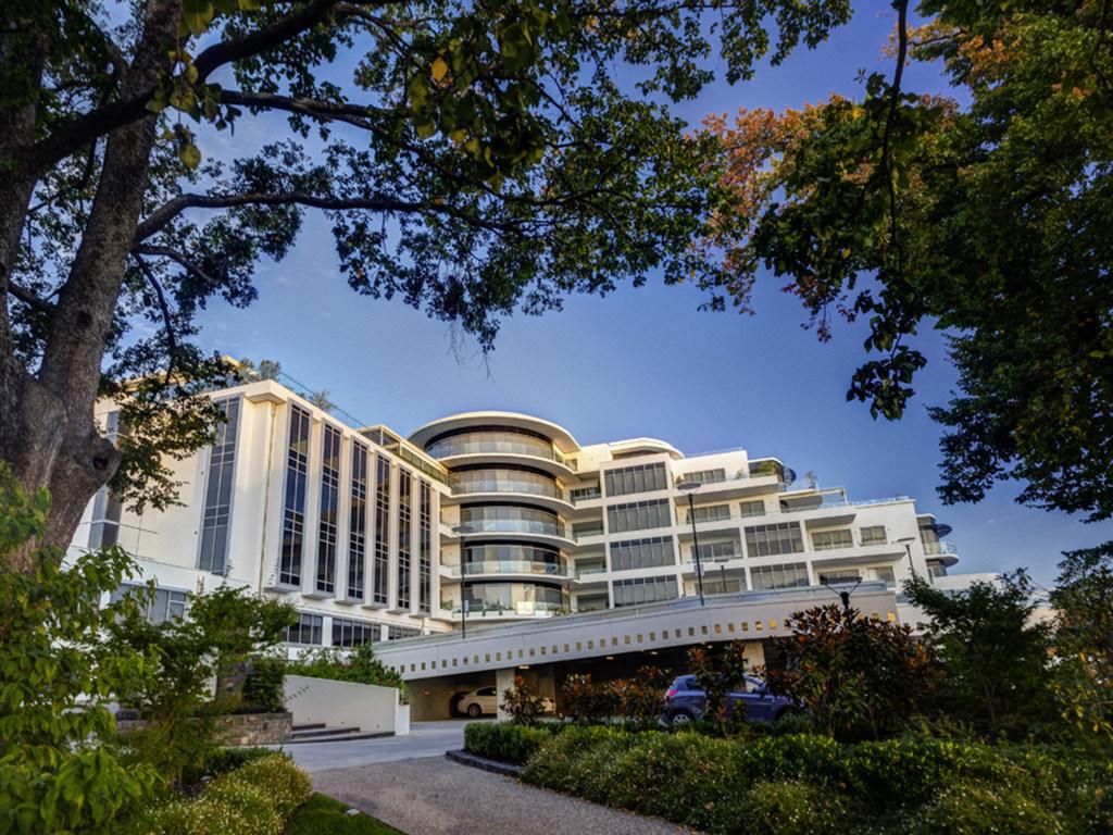 Mantra Charles 4* Launceston