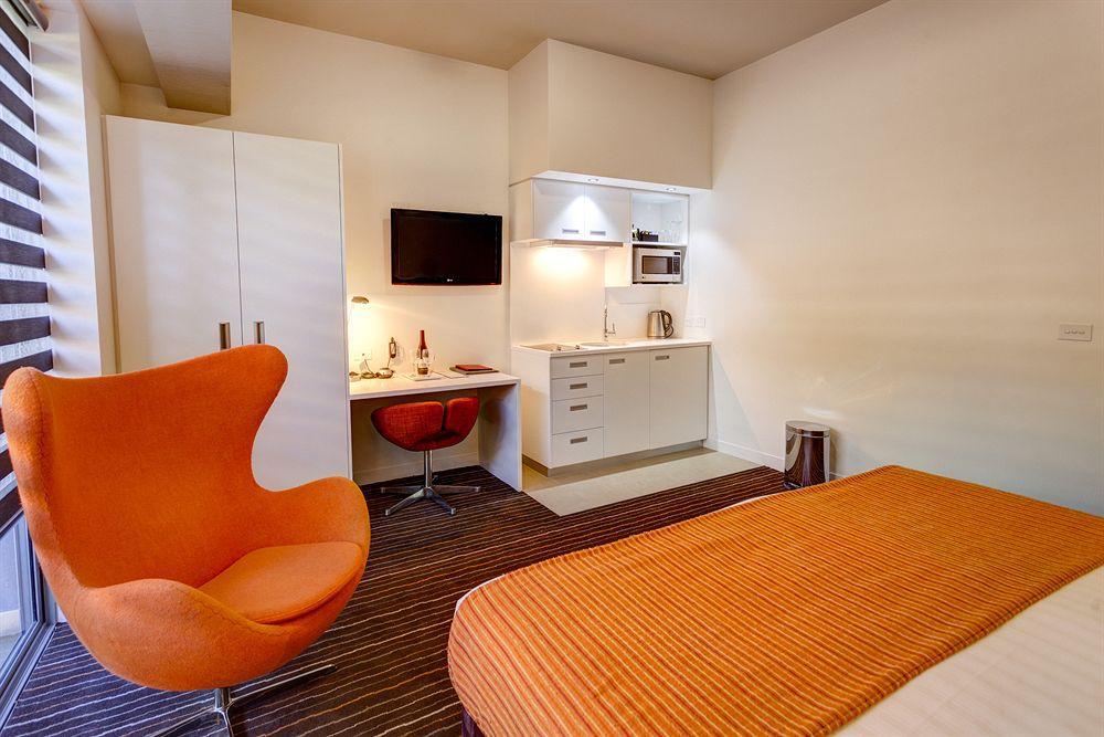 Mantra Charles 4* Launceston