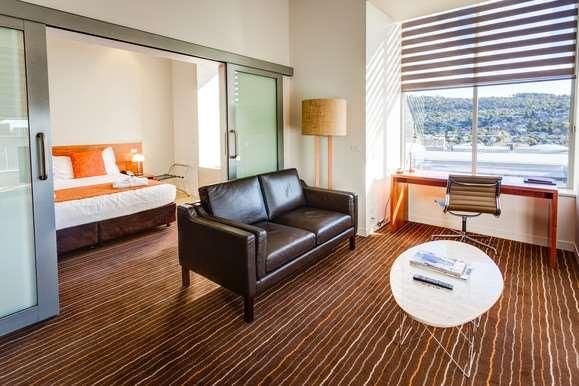 Hotel Mantra Charles Launceston