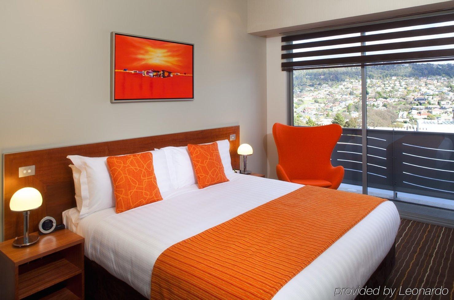 Mantra Charles 4* Launceston