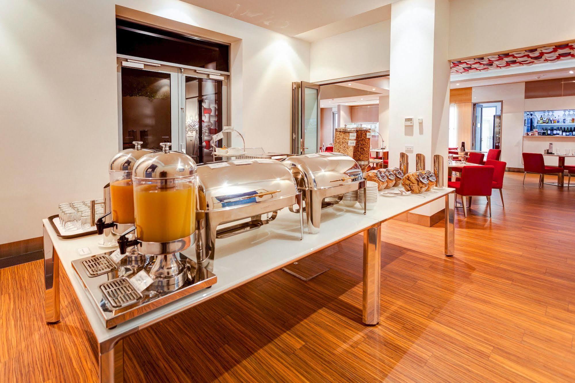 Mantra Charles Hotel Launceston